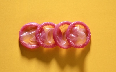 Dùng bao cao su thế nào cho an toàn?