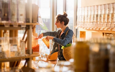 Tử vi thứ Bảy (9/1/2021): Song Ngư đắm mình vào việc mua sắm 