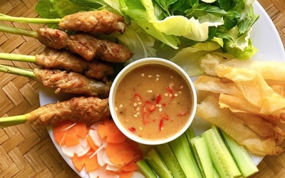 Cuối tuần thảnh thơi, trổ tài làm nem nướng 