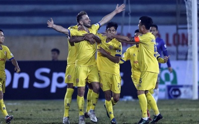 Vòng 1 V.League 2021: Những cú sốc đầu tiên