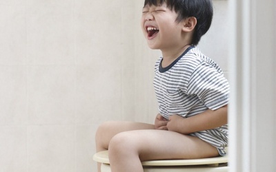 Những thực phẩm quen thuộc ngày Tết dễ khiến trẻ bị táo bón