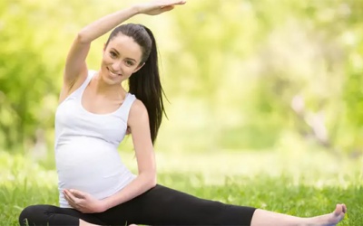 4 tư thế yoga tốt nhất cho bà bầu