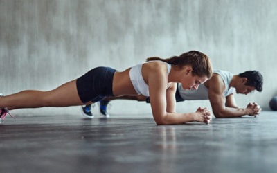 5 phút plank cho bụng phẳng, eo thon