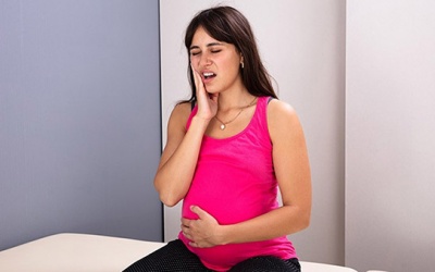 Mẹo trị hôi miệng cho bà bầu cực đơn giản