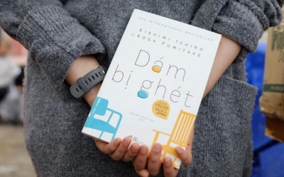 Sống hết mình, ngay tại đây, ngay lúc này