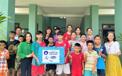 Trẻ em Thừa Thiên Huế hưởng niềm vui uống sữa từ Vinamilk