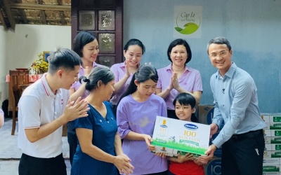 Vinamilk: 3 năm đồng hành cùng Cặp lá yêu thương