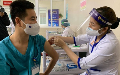 Hôm nay, Hà Nội và Gia Lai bắt đầu tiêm vaccine COVID-19