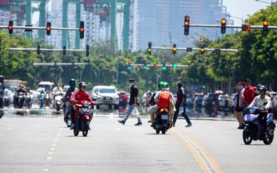 Dự báo thời tiết: TP.HCM nóng 37 độ C, chỉ số tia UV ở mức cao