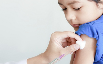 Những lưu ý khi cho trẻ tiêm vaccine phòng bệnh sởi