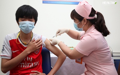 Lập danh sách 10 nhóm ưu tiên tiêm miễn phí vaccine COVID-19