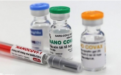 Cung không đủ cầu, Việt Nam cần đẩy nhanh việc tự sản xuất vaccine COVID-19