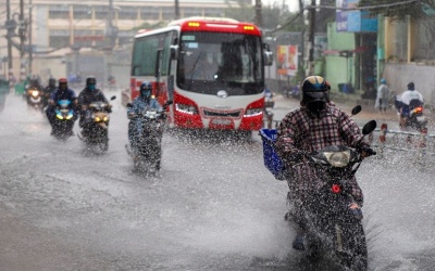  Bắc Bộ đón nắng nóng, Nam Bộ mưa dông vào chiều tối