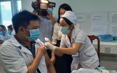 Thêm 6 ca mắc COVID-19 mới, 109.000 người được tiêm vaccine