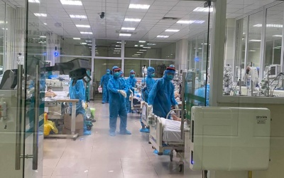 Nhật ký ở nơi 16 tháng liên tục điều trị cho bệnh nhân COVID-19