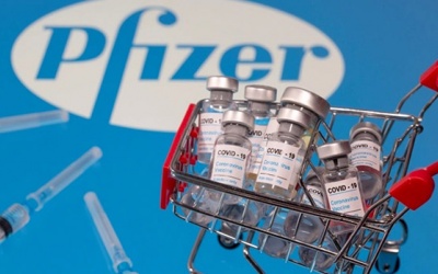Y tế tuần qua: Việt Nam sẽ mua vaccine Pfizer