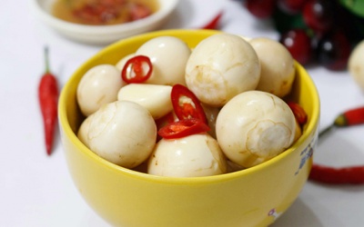 Sử dụng hoa quả, rau củ ngâm chua thế nào cho an toàn?