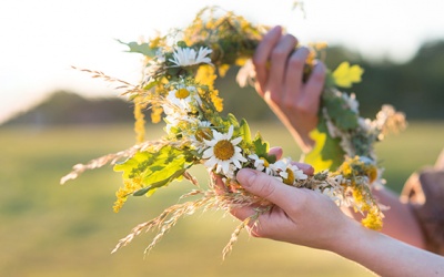 Tử vi tháng 6/2021: Kim Ngưu sẽ gặp rắc rối với bạn bè