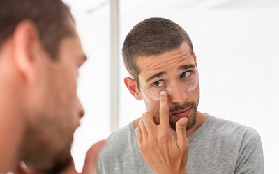 Hướng dẫn các bước chăm sóc da cơ bản cho nam giới