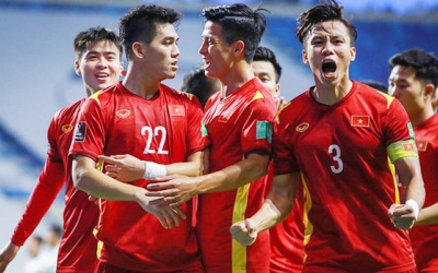 Việt Nam 4-0 Indonesia: Chiến thắng của lối đá đẹp