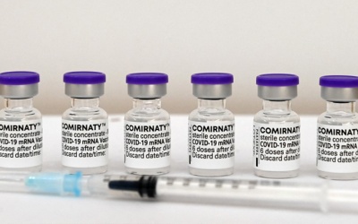 Việt Nam phê duyệt vaccine ngừa COVID-19 của Pfizer/BioNTech