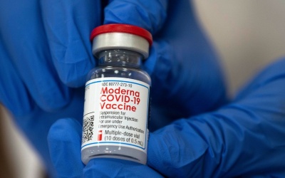 Việt Nam phê duyệt khẩn cấp vaccine Moderna ngừa COVID-19