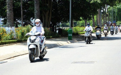 Vùng núi Bắc Bộ mưa dông, Trung Bộ nắng nóng