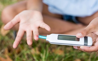 Cần chú ý gì để kiểm soát bệnh đái tháo đường trong mùa Hè?