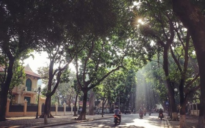 Nhiều khu vực trên cả nước mưa bất chợt, nắng gián đoạn trong ngày