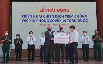 Việt Nam chính thức phát động chiến dịch tiêm chủng lớn nhất trong lịch sử