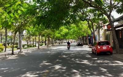 Nắng nóng trở lại miền Bắc, Nam Bộ đề phòng mưa dông cục bộ