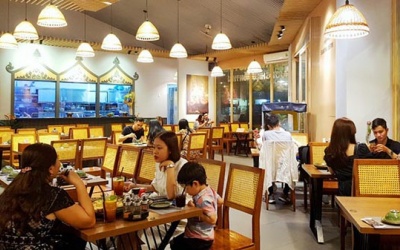 Hà Nội: Đóng cửa quán ăn, cắt tóc; Cách ly 14 ngày với người về từ TP.HCM