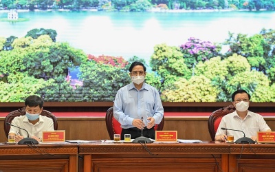 Thủ tướng: Ưu tiên số 1 là bảo vệ Thủ đô không để dịch diễn biến xấu