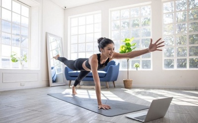 Gợi ý các bài tập yoga nâng cao sức khỏe mùa dịch