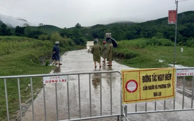 Trung Bộ đón mưa lớn do áp thấp nhiệt đới, đề phòng ngập úng cục bộ