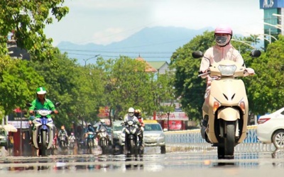 Trung Bộ nắng nóng gay gắt, vùng núi Bắc Bộ đề phòng lũ quét và sạt lở đất 