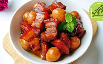 Gợi ý thực đơn tuần: Thử làm cánh gà sốt xì dầu, giò heo hầm hạt sen!