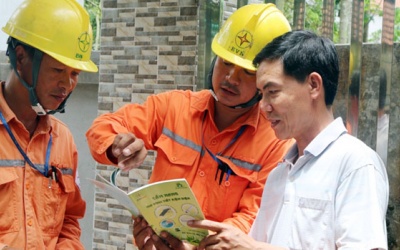 Người dân ở vùng dịch COVID-19 sẽ được giảm tiền điện