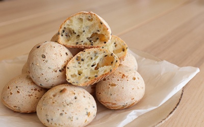 Bánh mì mè đen Hàn Quốc lạ miệng