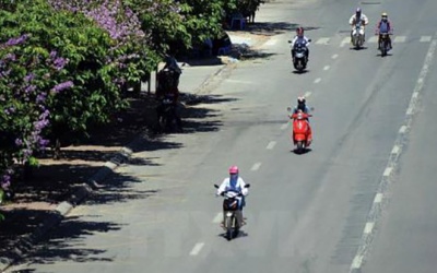 Nắng nóng gay gắt, chỉ số tia UV rất cao ở cả 3 miền