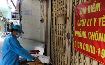 Những việc cần chuẩn bị khi chăm sóc người nhiễm COVID-19 tại nhà