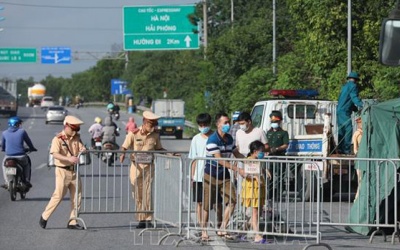15 quận, huyện “vùng đỏ” ở Hà Nội sẽ giãn cách đến 21/9