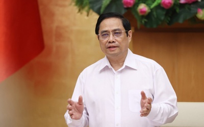 Thủ tướng: Phấn đấu kiểm soát dịch bệnh trong tháng 9