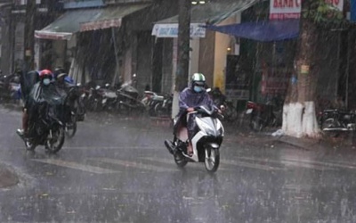 Cả nước mưa dông, cảnh báo lũ quét, sạt lở đất ở vùng núi