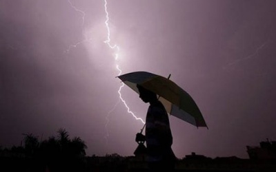 Làm thế nào để phòng tránh sét đánh khi trời mưa dông?