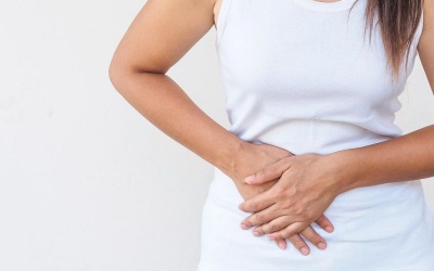 Vì sao sỏi mật 10mm kèm mỡ máu cao lại gây đầy hơi, khó tiêu?