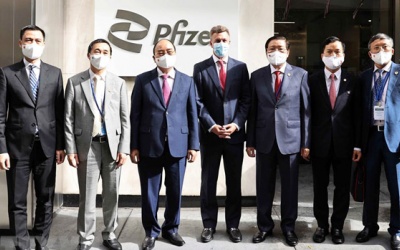 Y tế Tuần qua: Pfizer cam kết cung cấp nốt vaccine cho Việt Nam trong năm nay