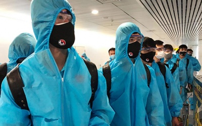 ĐT Việt Nam về nước, U22 tăng tốc tập luyện