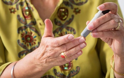 Chia sẻ: Cách hết nóng, rát da, giảm liều thuốc Tây trị đái tháo đường