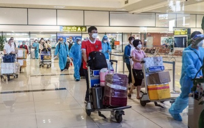 Y tế tuần qua: Hải Phòng, Hà Nội tạo điều kiện cho người về từ vùng dịch